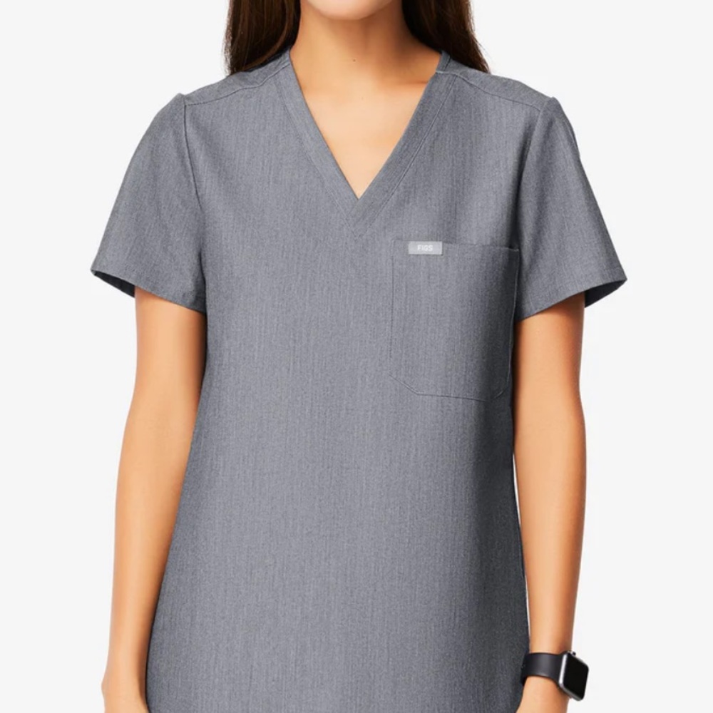 Medium FIGS 1-pocket scrub top in graphite.